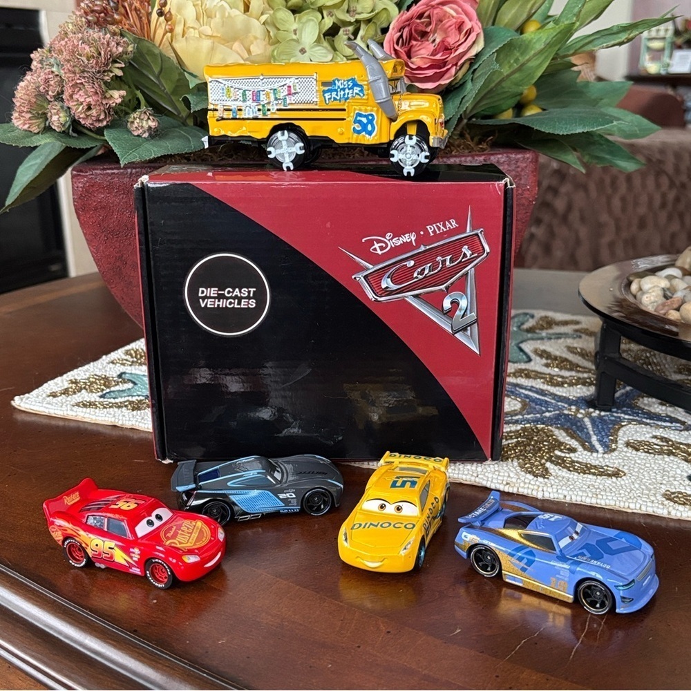 Disney Pixar Cars 2 Die-Cast Vehicles Set Collectible Characters Racing Toys